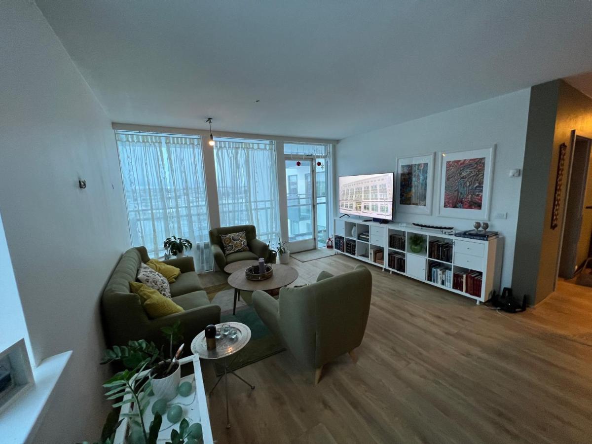 Jm Homestay - A Cozy Two Bedroom Apartment 雷克雅維克 外观 照片