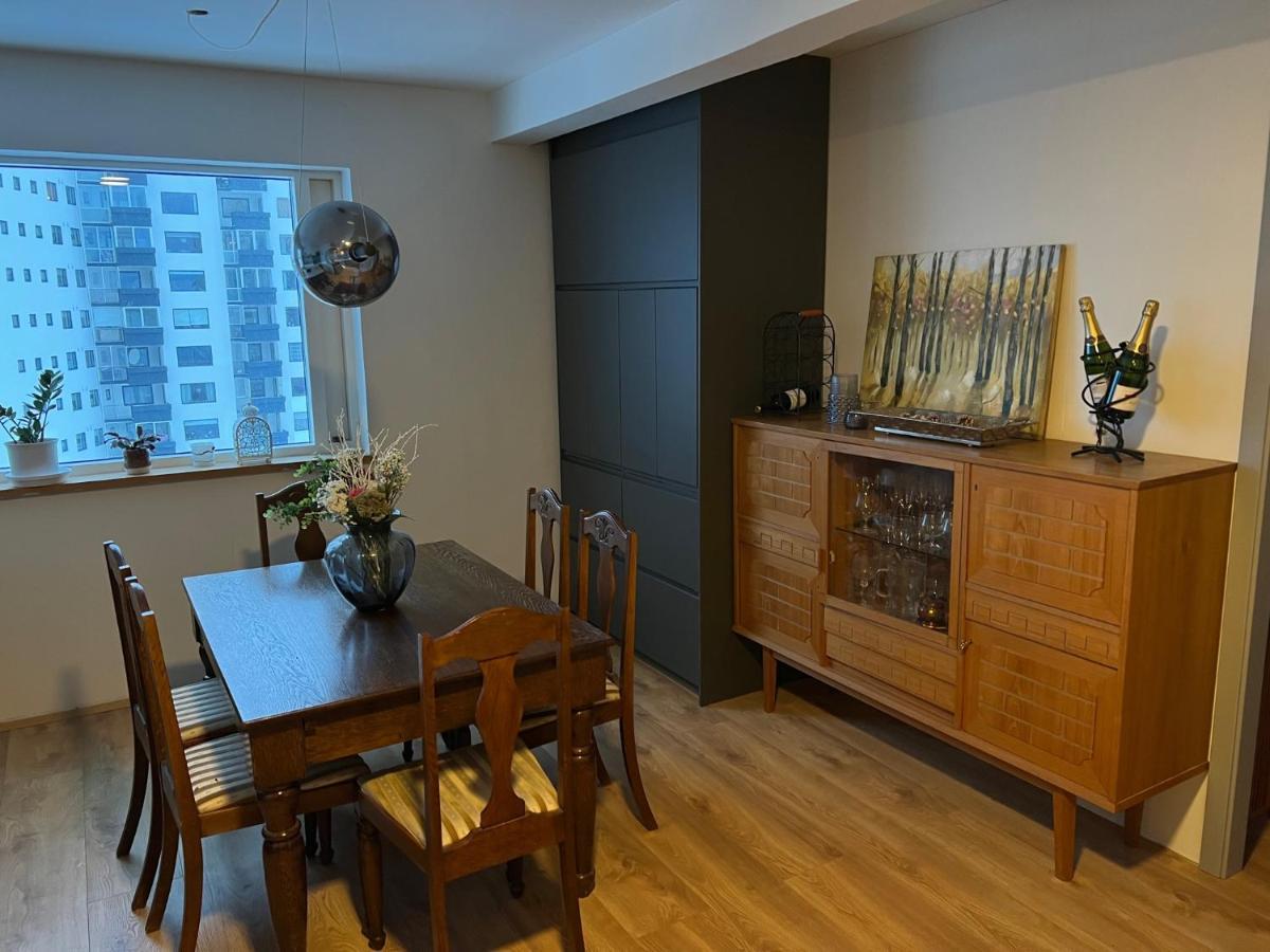 Jm Homestay - A Cozy Two Bedroom Apartment 雷克雅維克 外观 照片
